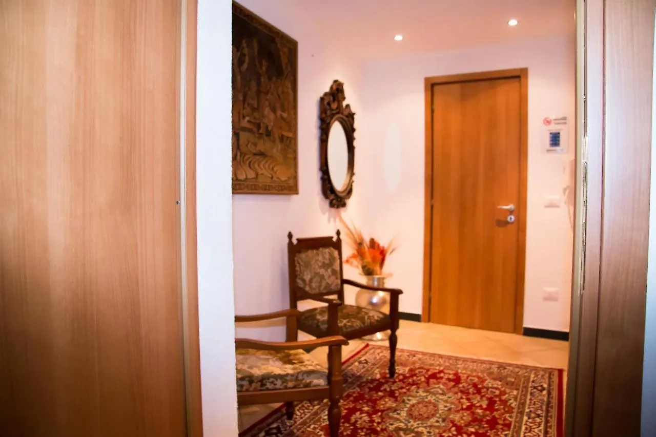Hotel Overland Toirano